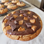 Peanut Butter & Chocolate Chunk Cookies 3 Peanut Butter & Chocolate Chunk Cookies