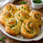 Garlic Swirl Rolls – Soft, Fluffy Homemade Bread Recipe