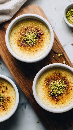 Creamy No-Bake Vegan Pistachio Crème Brûlée - Recipe Image