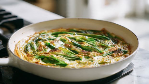 Crispy Korean Vegetable Pancakes (Pajeon Recipe) 5 Crispy Korean Vegetable Pancakes (Pajeon Recipe) - Recipe Image