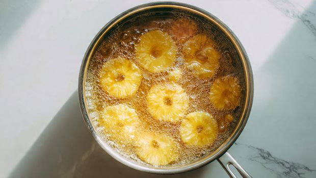 Easy Candied Pineapple Rings (3 Ingredients!) – Perfect for Cakes, Cocktails & Gifts - Recipe Image