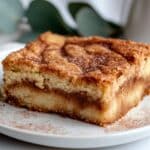Viral Cinnamon Roll Shortbread Bars Recipe